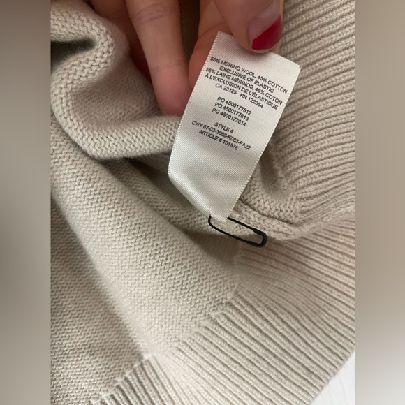 ARITZIA Wilfred Free Cropped Sweater Size S - Picture 4 of 6